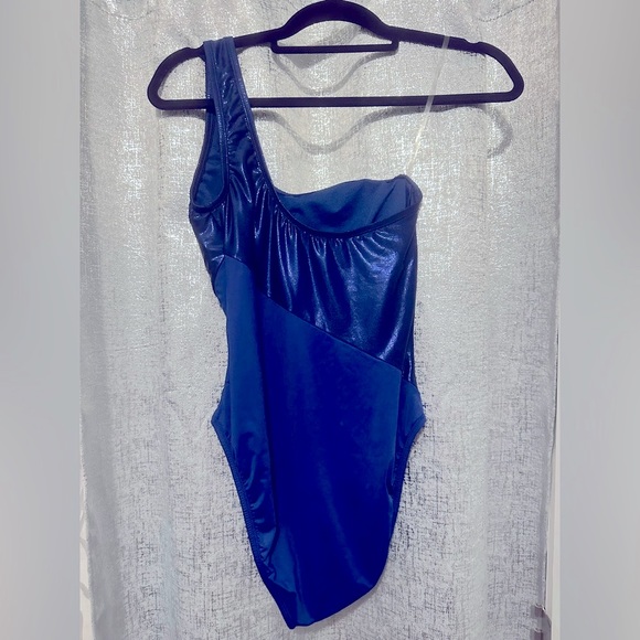 NWT!- Mynah One Piece Asymmetrical Strap Swimsuit - Size XS - Picture 5 of 8